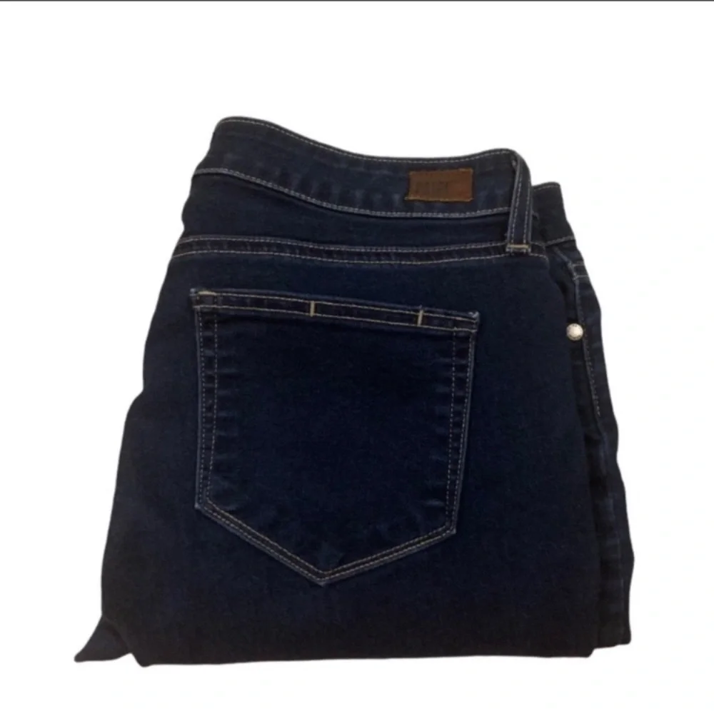 Paige Jeans Verdugo Crop Style Dark Wash Size 31